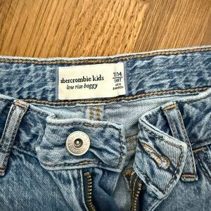 Abercrombie Kids low rise baggy jeans 13-14 short